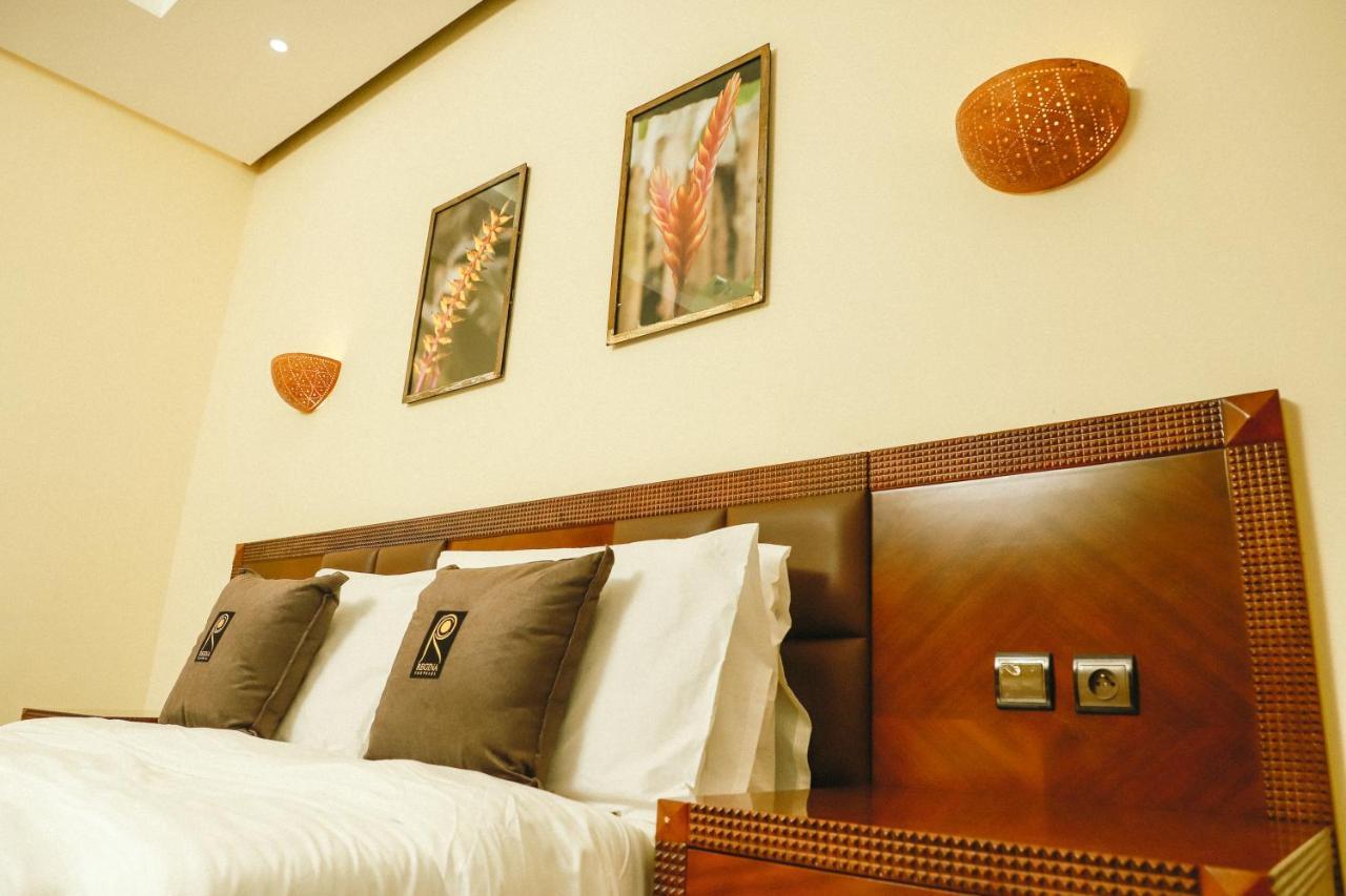 Hotel Regina The Pearl Aneho Bagian luar foto