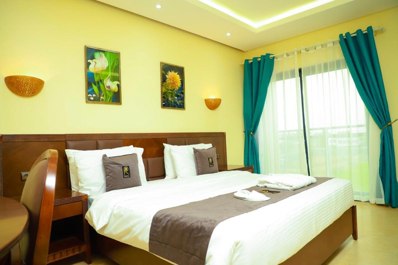 Hotel Regina The Pearl Aneho Bagian luar foto