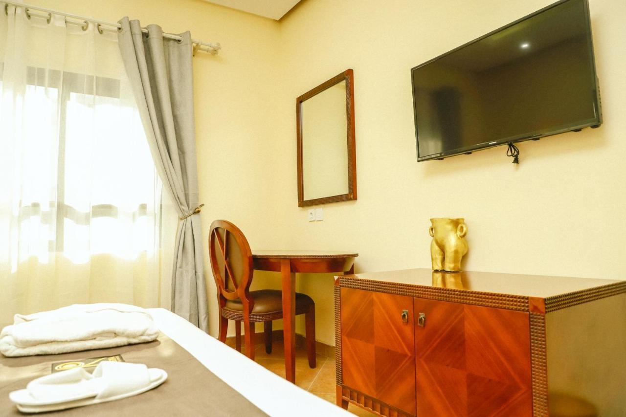 Hotel Regina The Pearl Aneho Bagian luar foto