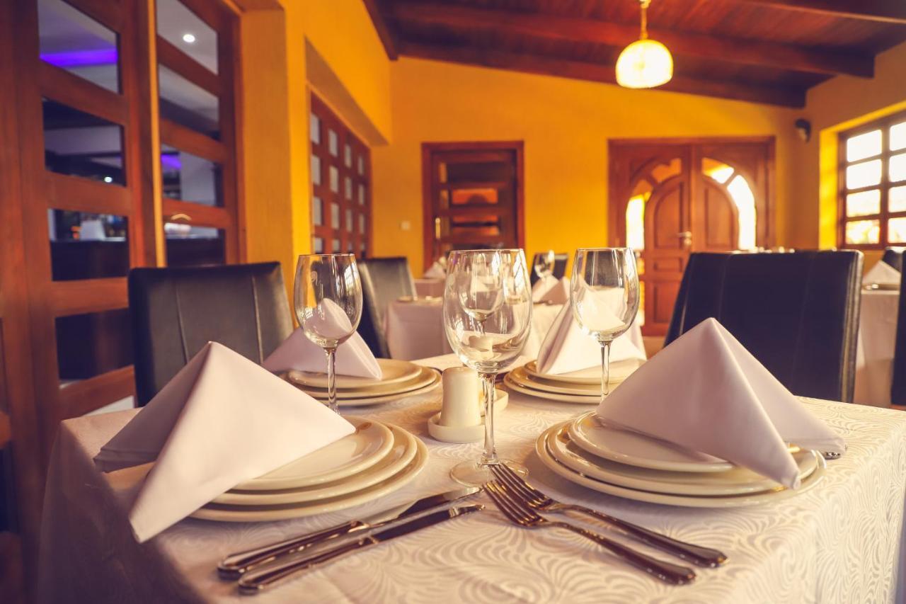 Hotel Regina The Pearl Aneho Bagian luar foto