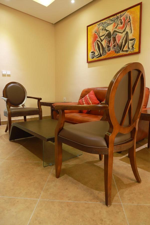 Hotel Regina The Pearl Aneho Bagian luar foto
