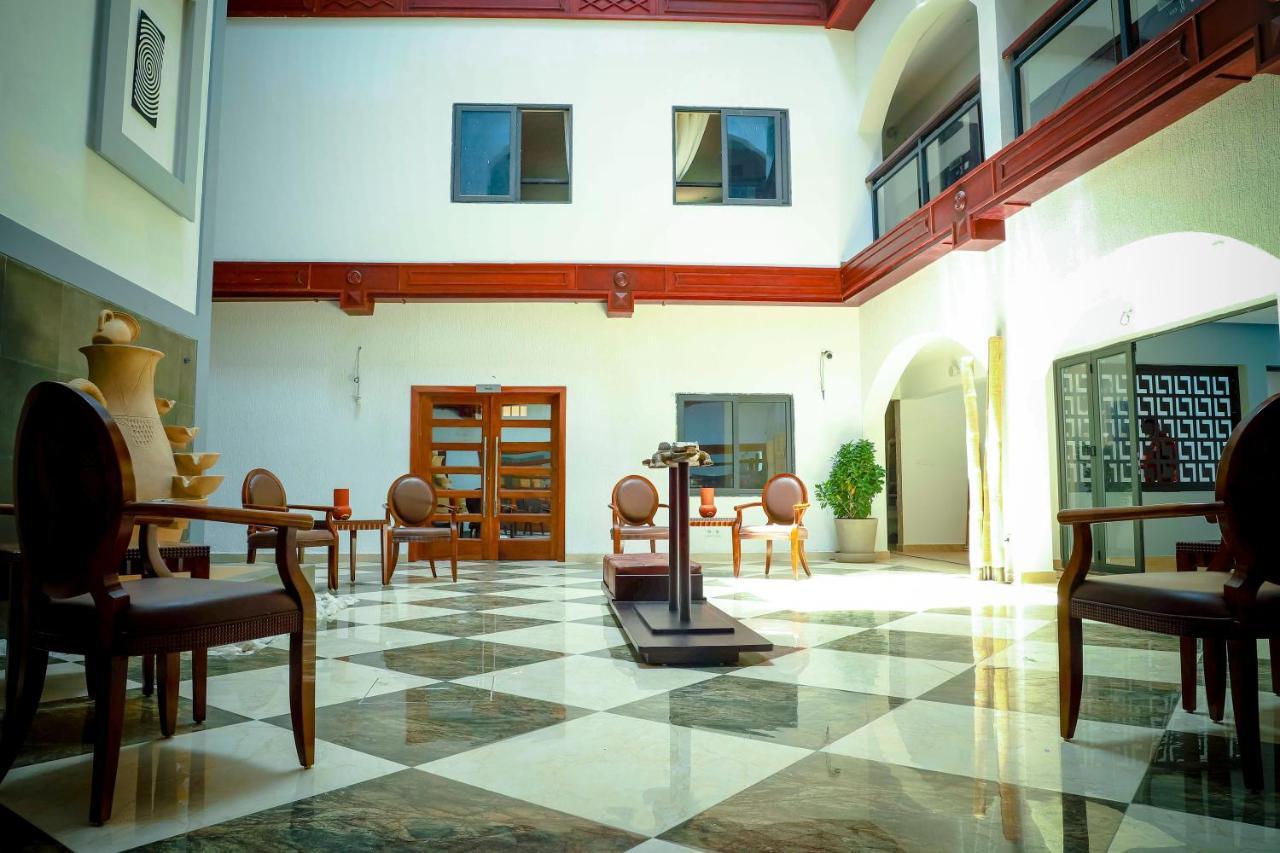Hotel Regina The Pearl Aneho Bagian luar foto