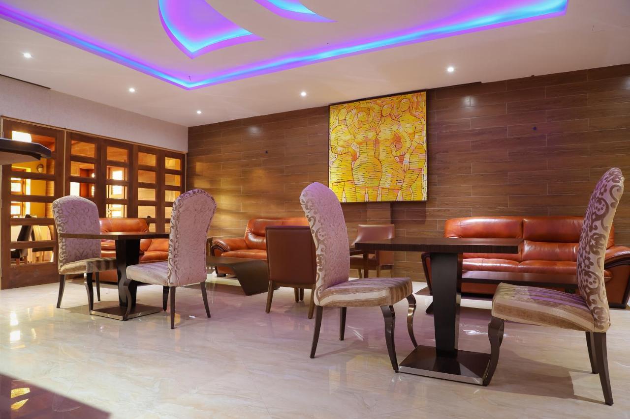Hotel Regina The Pearl Aneho Bagian luar foto