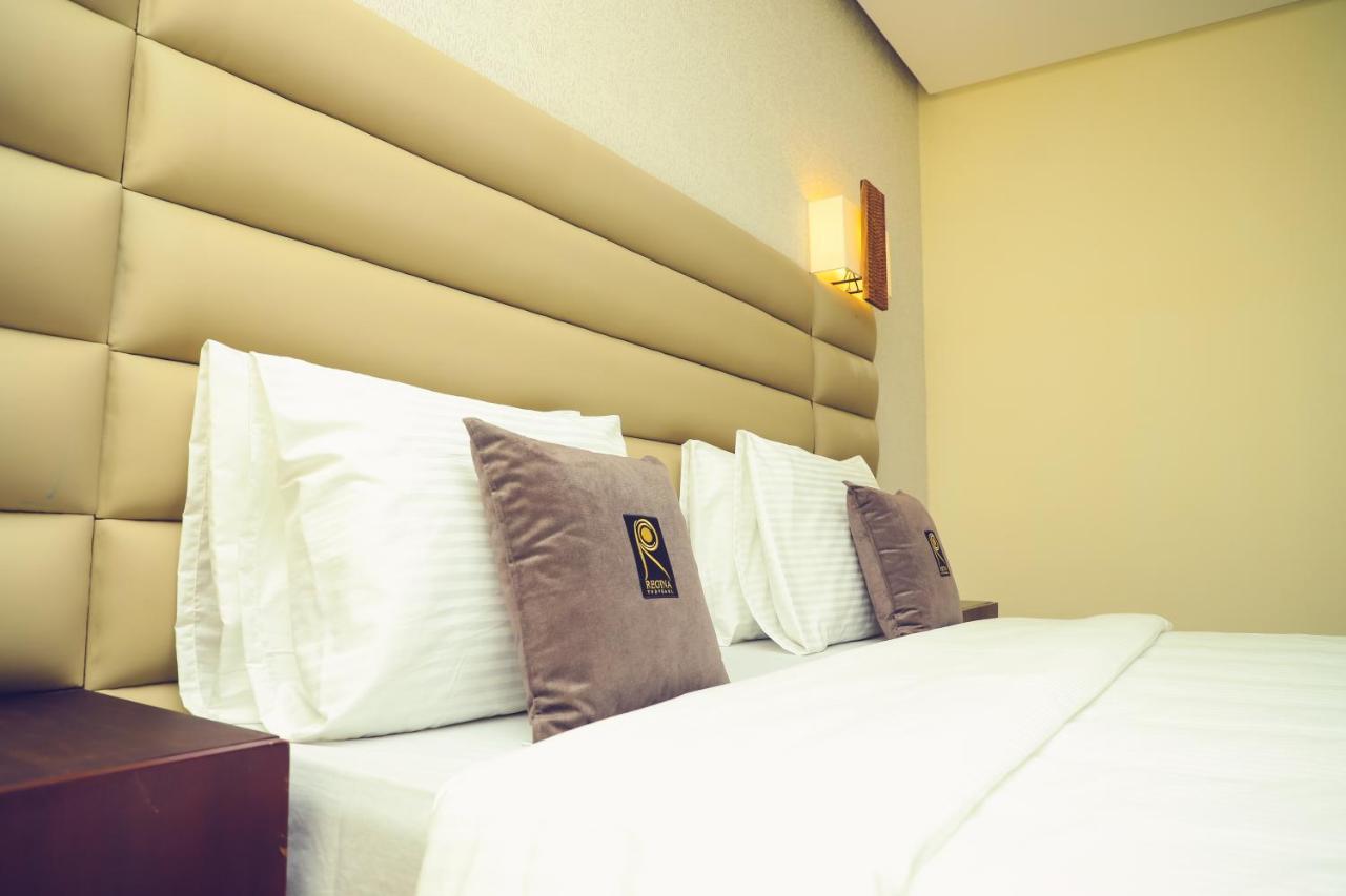 Hotel Regina The Pearl Aneho Bagian luar foto